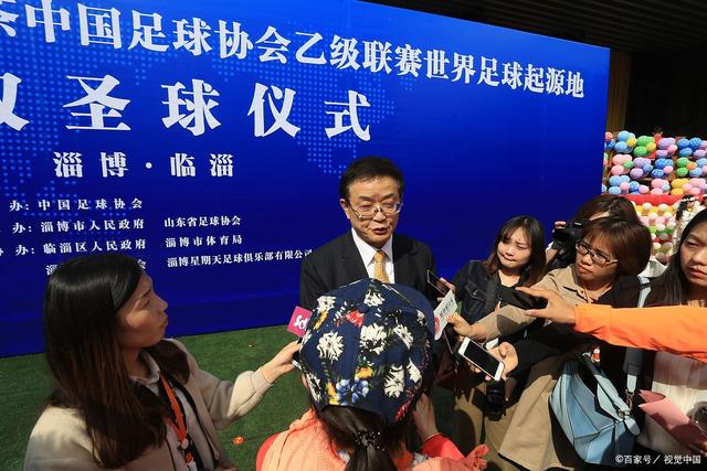 皇马TV再次发声，指责裁判对皇马与巴萨的双重标准